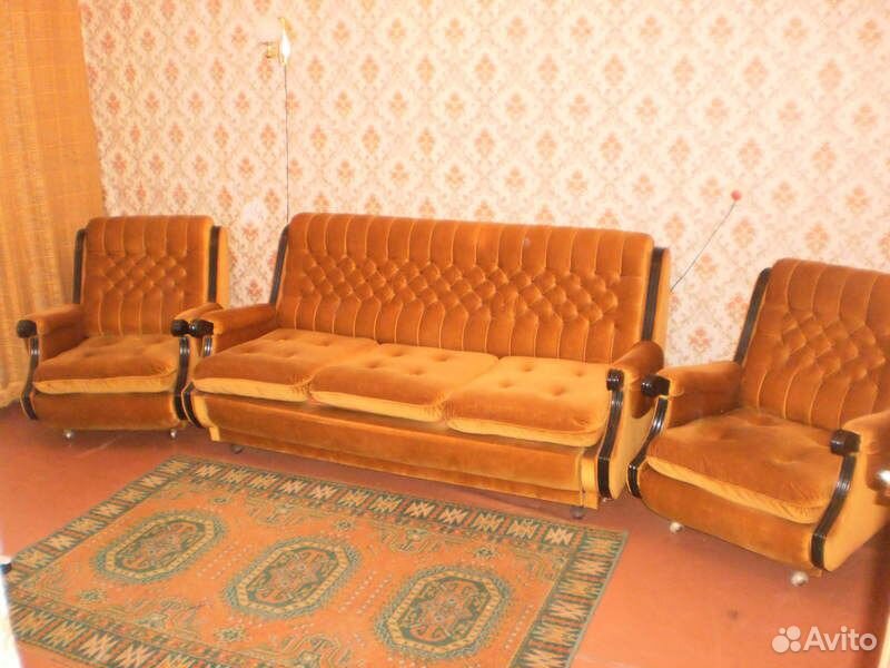 Продается мягкая мебель производства Югославии бывшая в употреблении в хоро