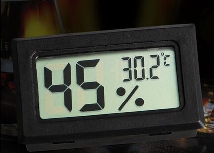 Гигрометр (измеритель влажности) с термометром