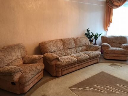 Мягкая мебель (диван + 2 кресла)
