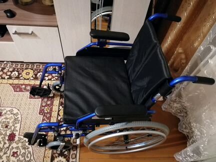 Инвалидная кресло-каляска
