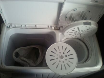 Продам стиральную машину славда