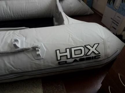 Моторную надувную лодка HDX classic-330