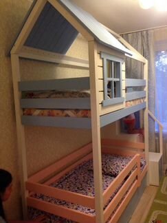 Кровать домик для детей и подростков деревянная