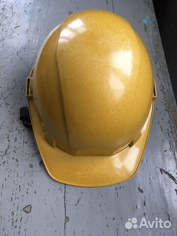 Каска защитная и наушники