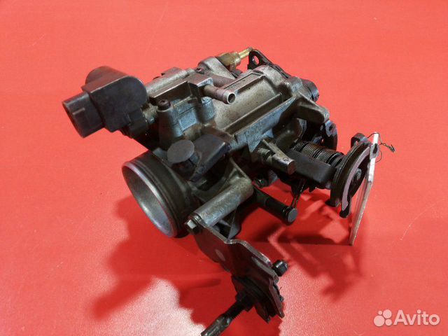 Дроссельная заслонка Toyota Crown JZS155 2JZ-GE