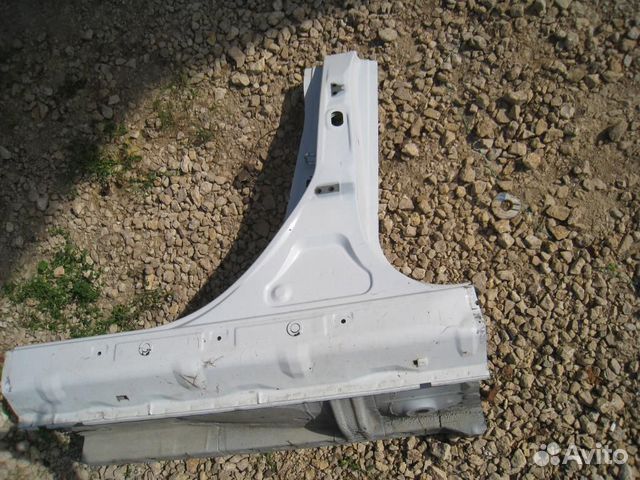 Стойка кузова левая Mitsubishi Outlander XL 2011