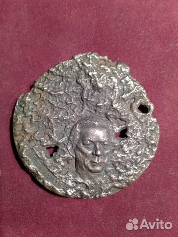 Необычная художественная медаль Helge Haavisto