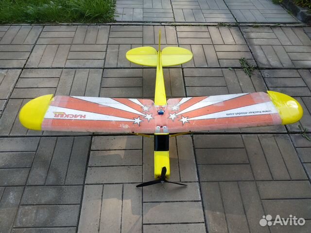 Радиоуправляемая модель самолета №1