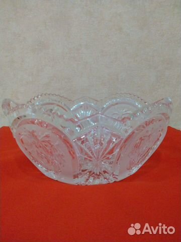 Большая хрустальная ваза