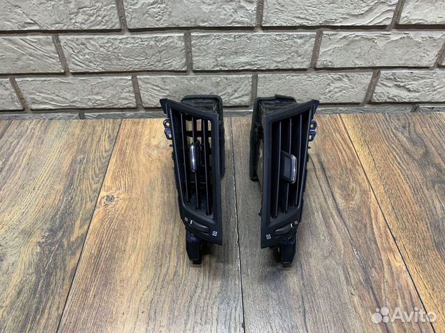 Infiniti Q50 (V37) Дефлектор воздушный центральный