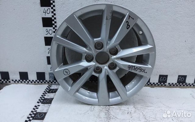 Диск колеса литой Toyota Camry V70 R16
