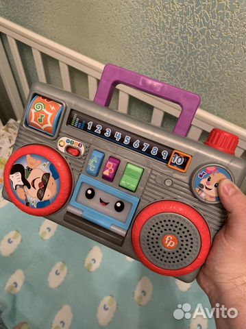 Игрушка fisher price весёлый бумбокс, проигровател