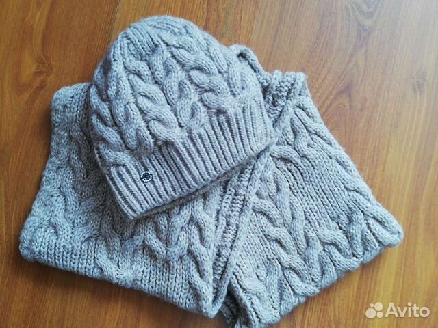 Комплект шапка и снуд