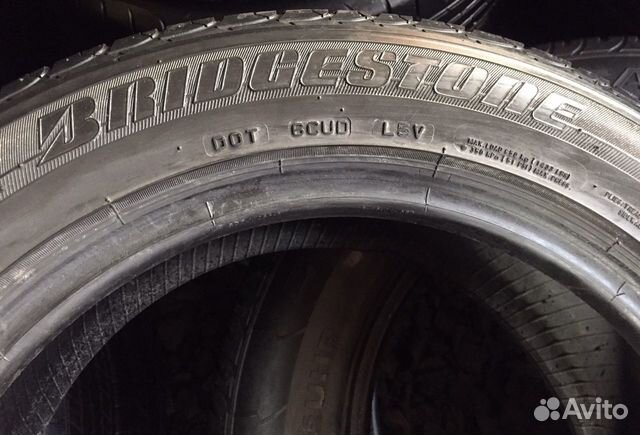 Bridgestone 215/55 R16, 2 шт