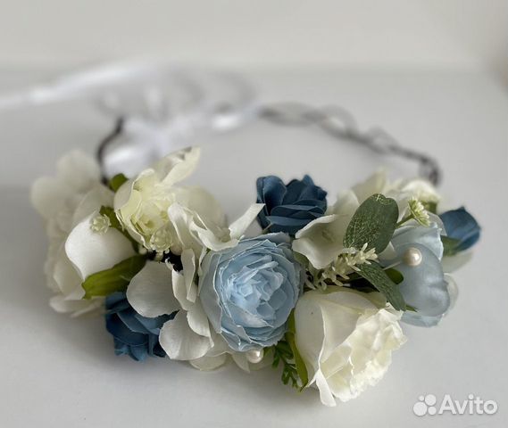 Венок на голову из цветов односторонний голубой