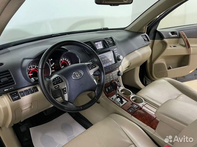 Toyota Highlander `2013