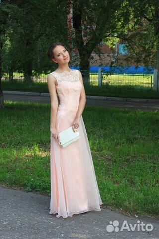 Вечернее платье на выпускной Вечернее платье на выпускной