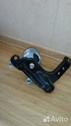 Nissan 11210JP00B Опора двигат, прав. на teana J32 Nissan 11210JP00B Опора двигат, прав. на teana J32