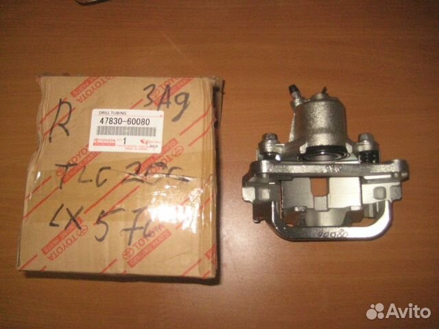 Суппорт R правый Land Cruiser 200 LX570 4783060080 Суппорт R правый Land Cruiser 200 LX570 4783060080