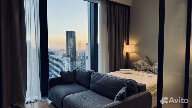 

Квартира-студия, 61 м², 1 кровать