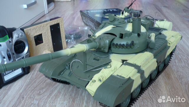 Радиоуправляемая модель танка Т-72 Deagostini
