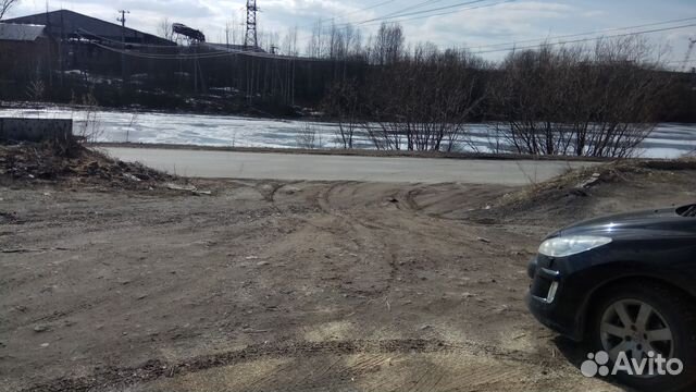 Гараж, > 30 м²