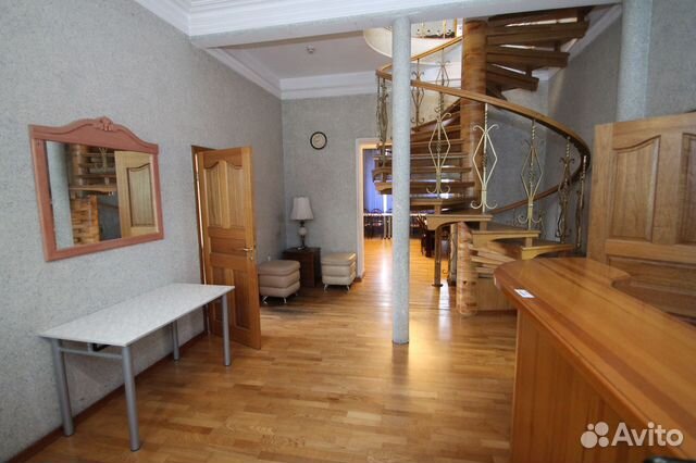 

8-к. дом, 350 м²