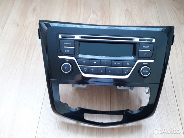 Штатная автомагнитола на Nissan Qashqai 2017