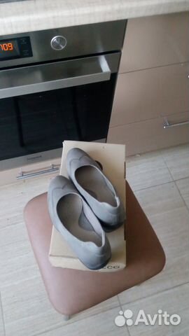 Туфли экко новые 37 р-р, соответствуют размеру