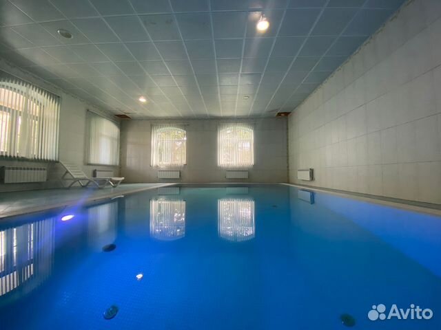 

6-к. дом, 550 м²