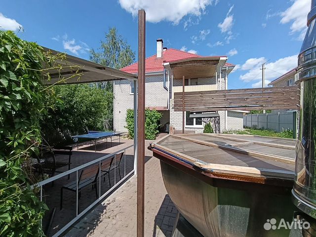 

6-к. коттедж, 270 м²