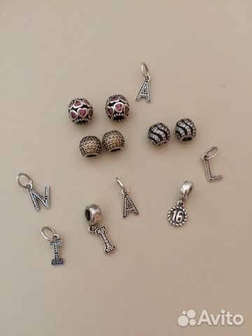 Украшение шарм
