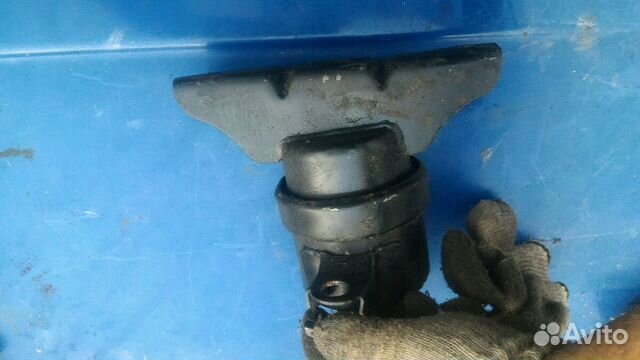 Опора двигателя Mazda/Ford EC0139060C Опора двигателя Mazda/Ford EC0139060C