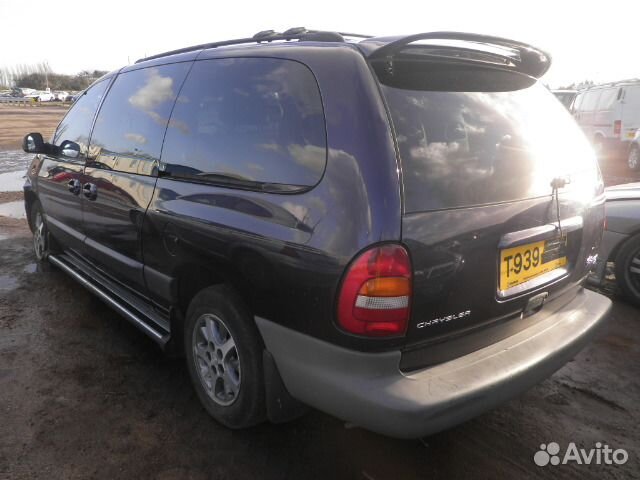 В разборе chrysler voyager Grand Voyager 3 1999