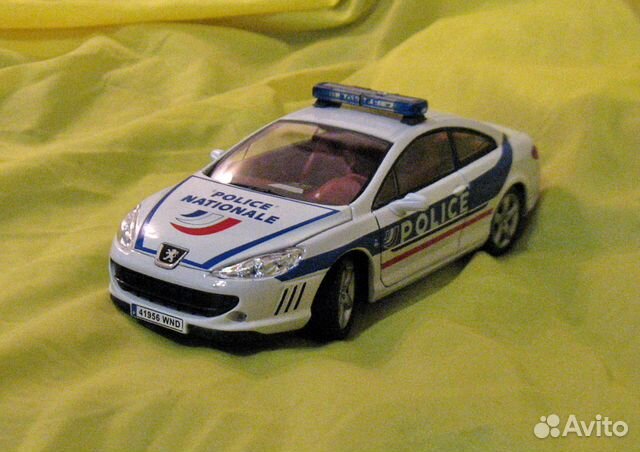 Модель машины Peugeot 407 М 1/24 N70