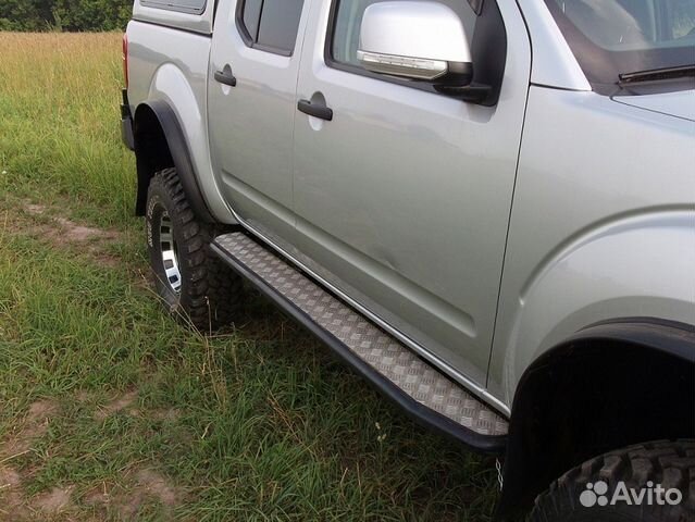 Пороги силовые риф для Nissan Navara D40