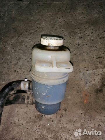 Бачок гура Mitsubishi Lancer 9 1.6 Бачок гура Mitsubishi Lancer 9 1.6