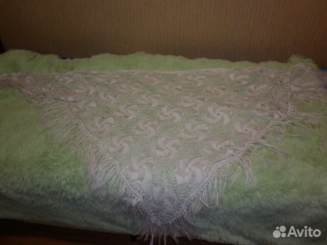 Платок вязаный