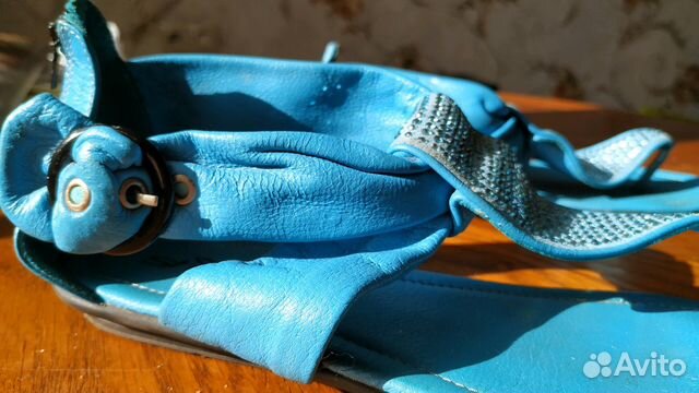 Кожаные босоножки через палец 40 размер Кожаные босоножки через палец 40 размер