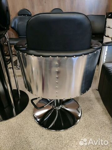 Парикмахерское кресло металл