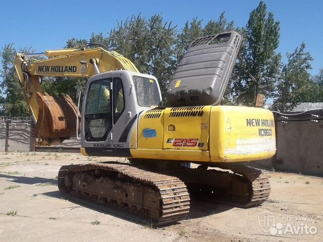 Гусеничный экскаватор New Holland E215B 2011