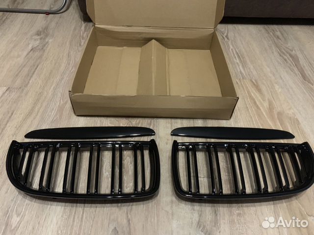 Решетки радиатора BMW 3 E90 двойные, глянец М3 Решетки радиатора BMW 3 E90 двойные, глянец М3