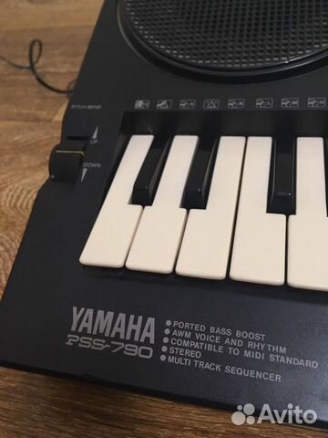 Синтезатор Yamaha PSS-790