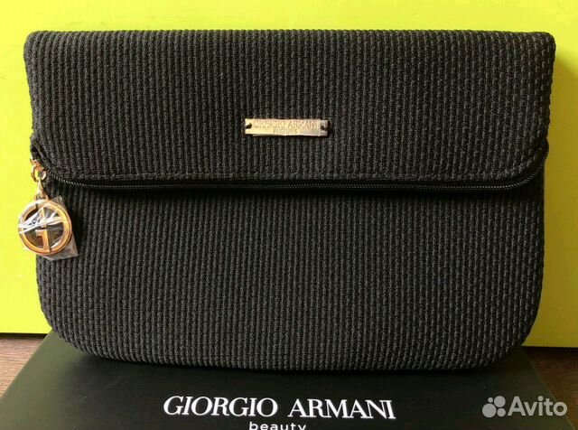 Giorgio Armani косметички, клатчи Giorgio Armani косметички, клатчи