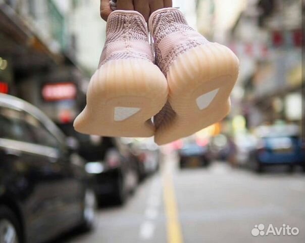 Кроссовки Adidas Yeezy Boost 350v2 Synth reflectiv Кроссовки Adidas Yeezy Boost 350v2 Synth reflectiv