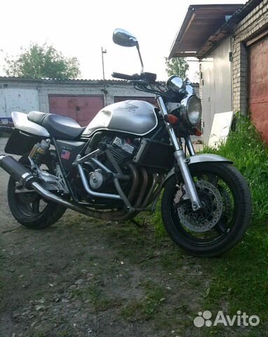 Honda CB400 SF Version S