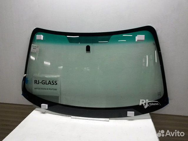 Лобовое стекло на Субару Форестер (2002-08) Лобовое стекло на Субару Форестер (2002-08)