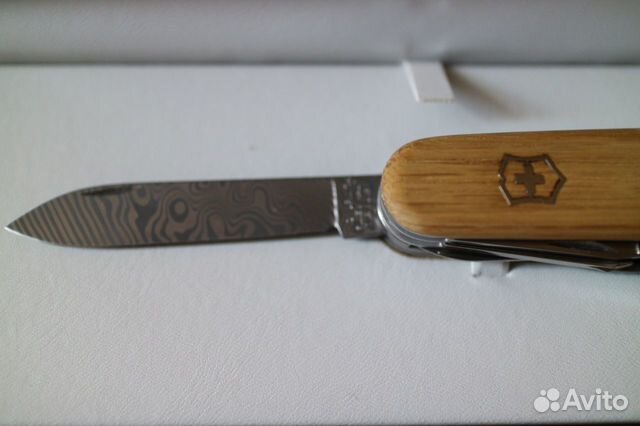 Продам Victorinox Damascus 2013 г Продам Victorinox Damascus 2013 г