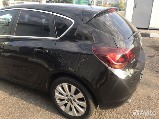 Opel Astra 1.6 AT, 2011, 142 000 км Opel Astra 1.6 AT, 2011, 142 000 км