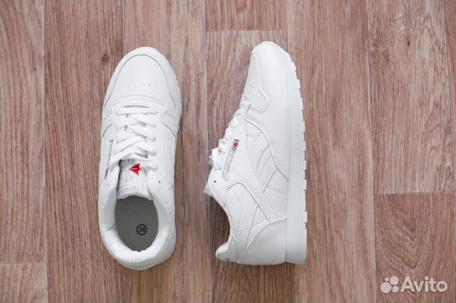 Кроссовки новые Reebok classic белые Кроссовки новые Reebok classic белые